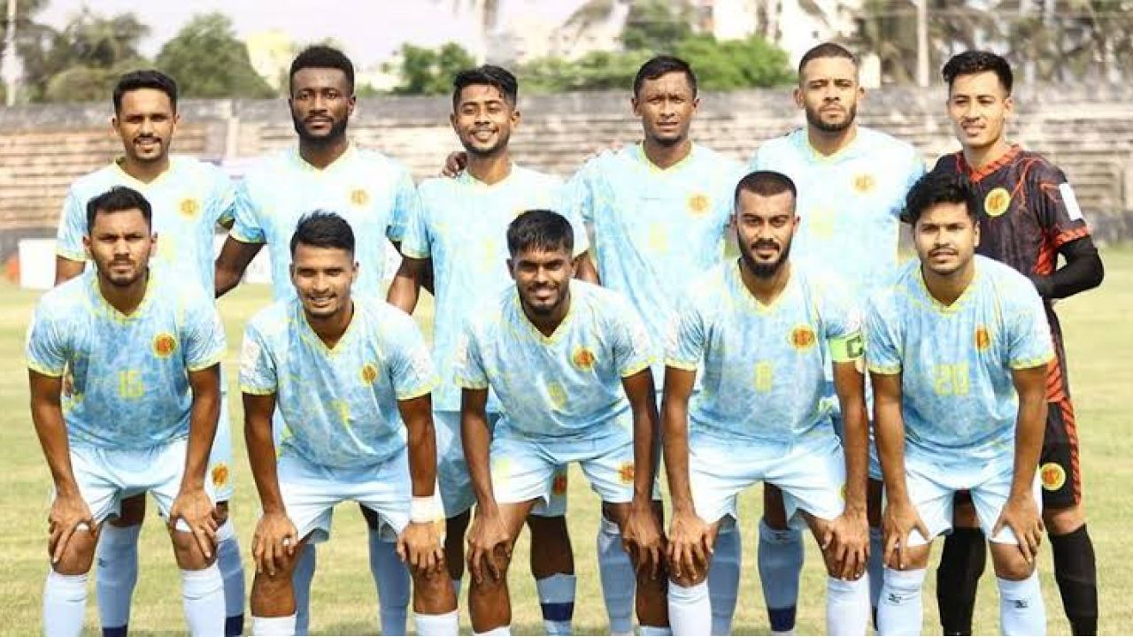 ফিফার রেড সিগন্যাল থেকে গ্রিন সিগন্যালে আবাহনী : তবু কেন খাদের কিনারে নতুন ফুটবল মৌসুম?