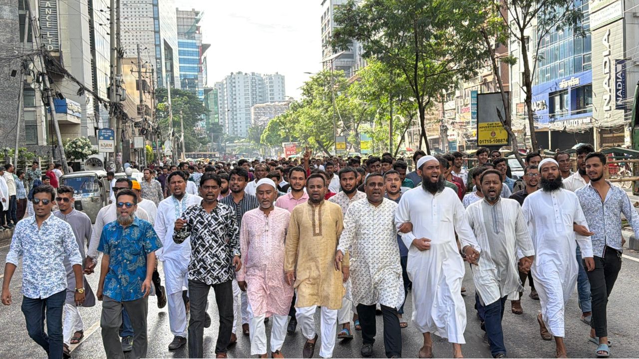 নয়াপল্টনে সমাবেশ ও মিছিলে তেজগাঁও শিল্পাঞ্চল থানা যুবদলের অংশগ্রহণ