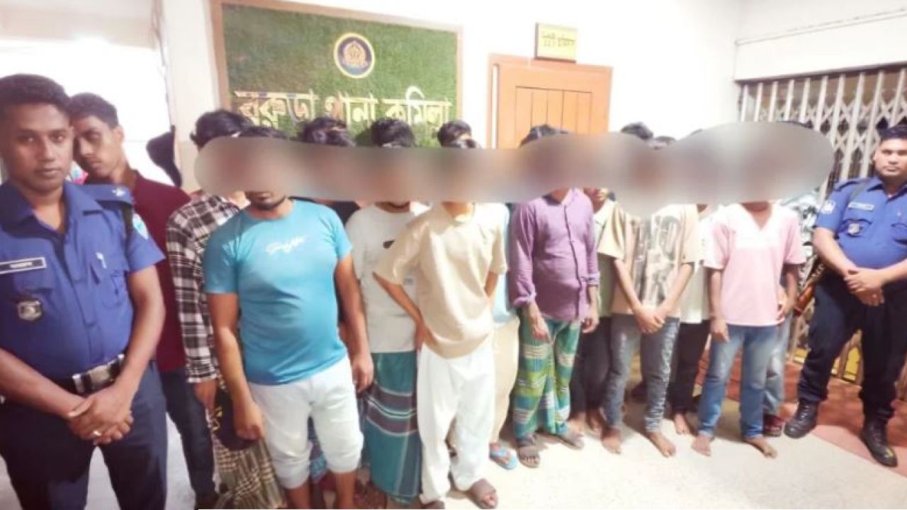 কুমিল্লায় কিশোর গ্যাংবিরোধী অভিযানে আটক আরও ৩৫৩