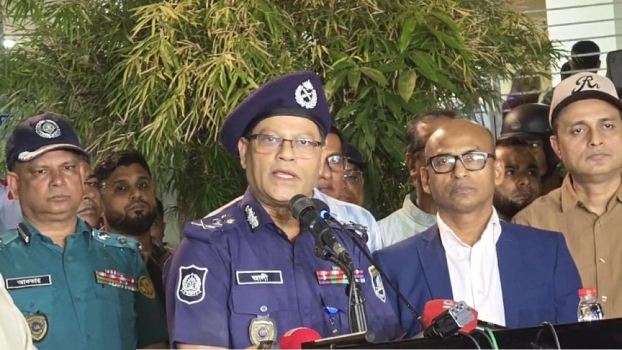 সম্মিলিত প্রচেষ্টায় সারা দেশে শান্তিপূর্ণভাবে পূজা চলছে: আইজিপি