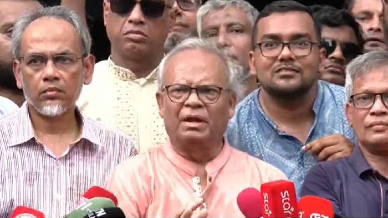 অপপ্রচার ও কুৎসা রটনায় আওয়ামী লীগ-জামায়াতের জুড়ি নেই: রিজভী